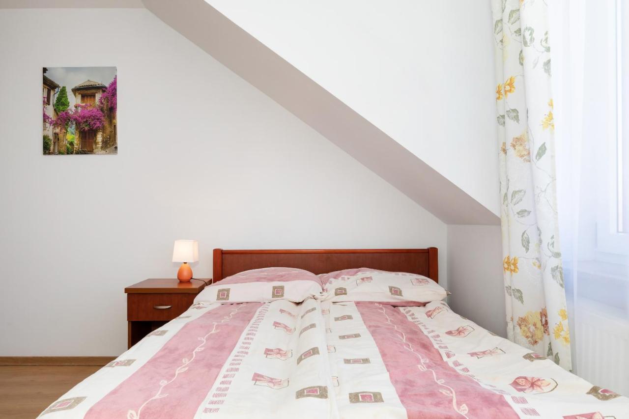 Krab 2 Apartman Rewal Kültér fotó